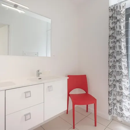 Holiday home Maison Odalphine - Calme Et Nature Ile aux Moines
